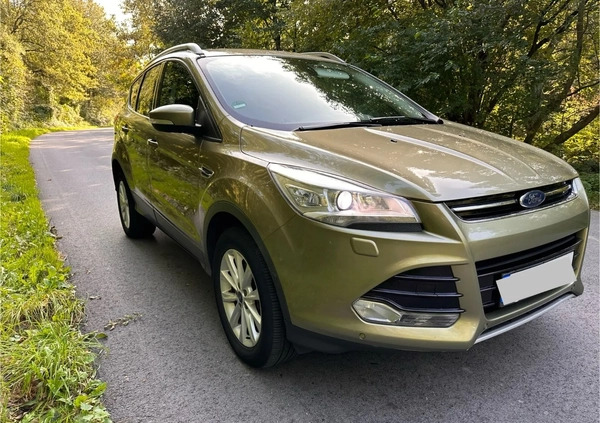 Ford Kuga cena 49500 przebieg: 197000, rok produkcji 2015 z Sobótka małe 379